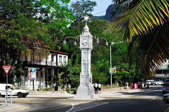 Seychelles, capitale Victoria, torre dell'orologio - clock tower