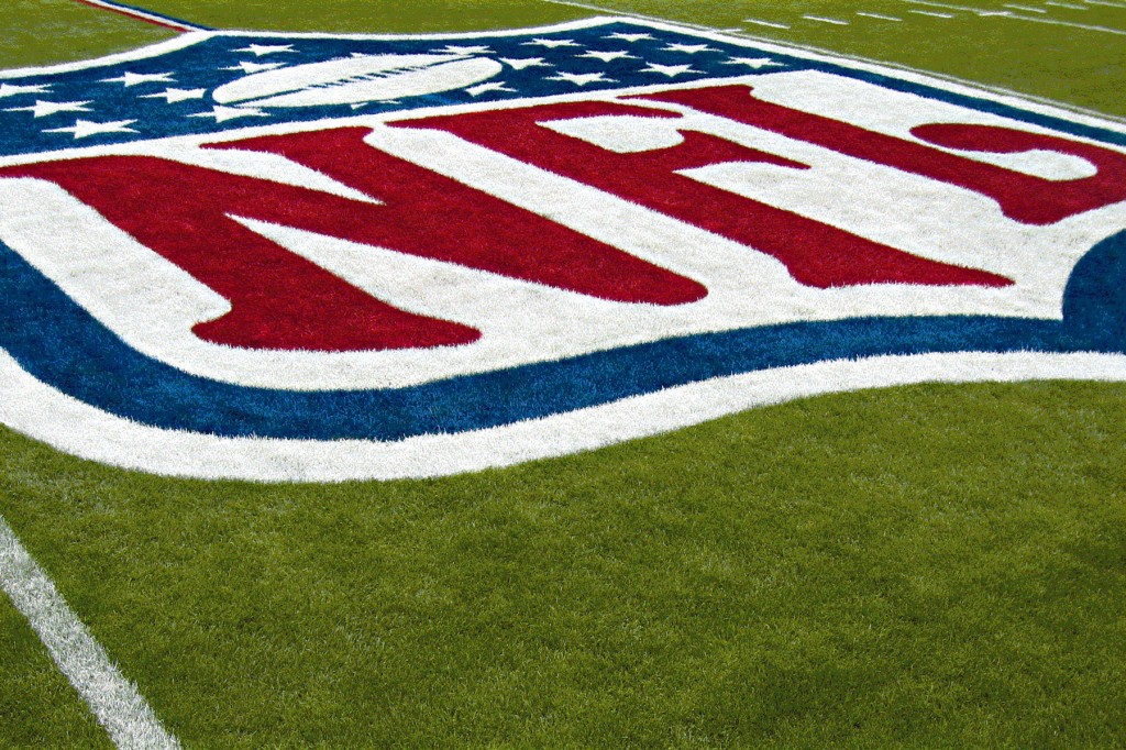 Football americano: NFL (National Football League)