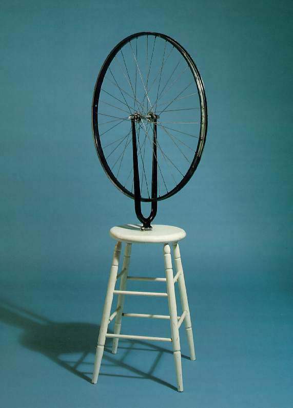 [Immagine: Marcel-Duchamp-bicyclewheel001.jpg]