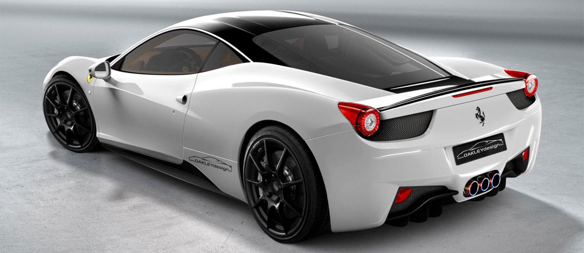 Una Ferrari colore bianco