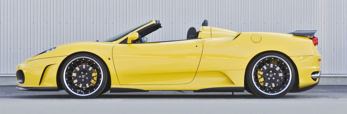 Una Ferrari gialla