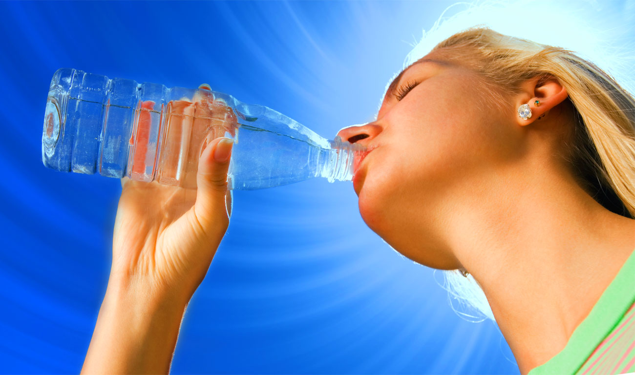 Salute: bere acqua fa bene all'organismo