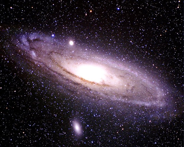 Quanto dura un anno luce (Galassia di Andromeda)