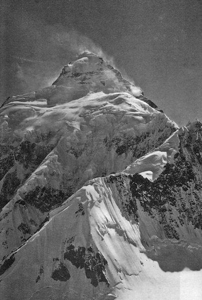 Il K2 in una foto del 1909