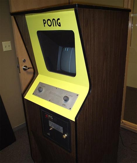 Pong, uno dei primi videogiochi