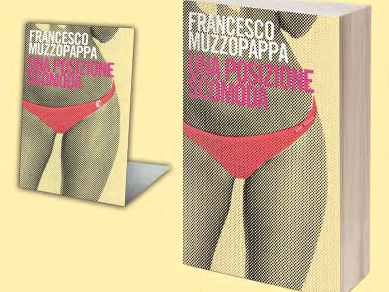 Una posizione scomoda, libro di Muzzopappa