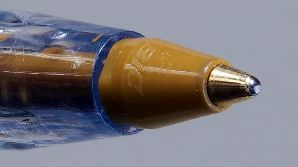 Bic: la punta della penna a sfera